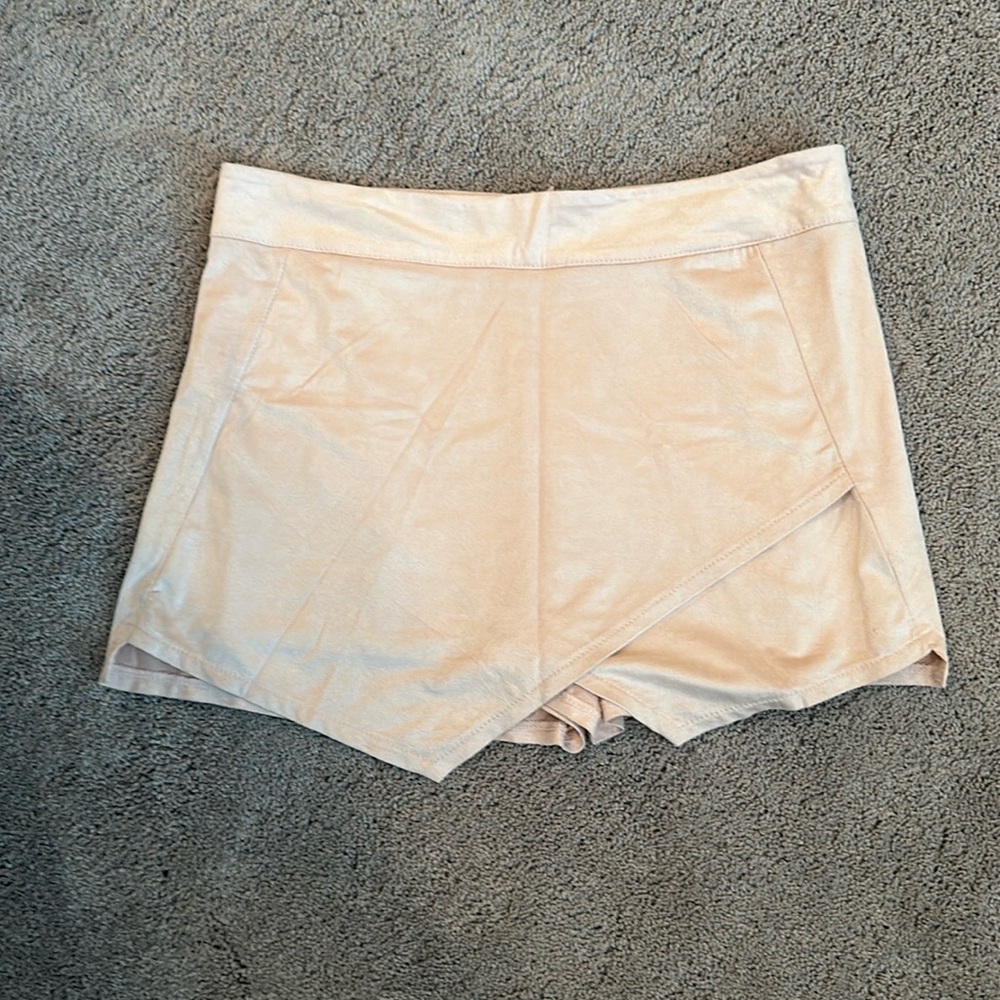 Freeway medium skirt, blush in color